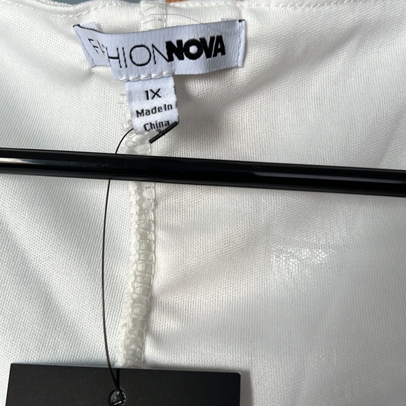 New - Picture 2 of 3